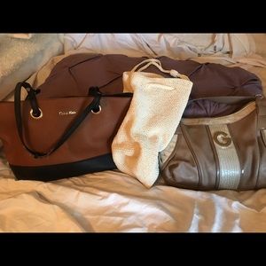LAST CHANCE BEFORE DONATING! 
Two purses and a nap sack